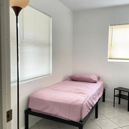 Ludge By Miami Airport Hostel Ngoại thất bức ảnh