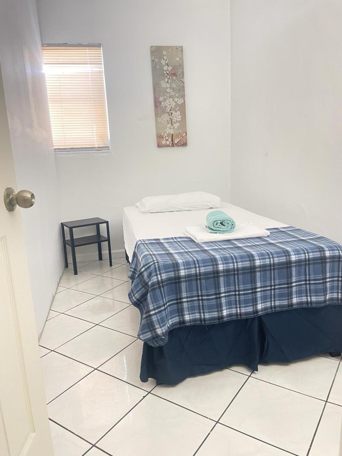 Ludge By Miami Airport Hostel Ngoại thất bức ảnh