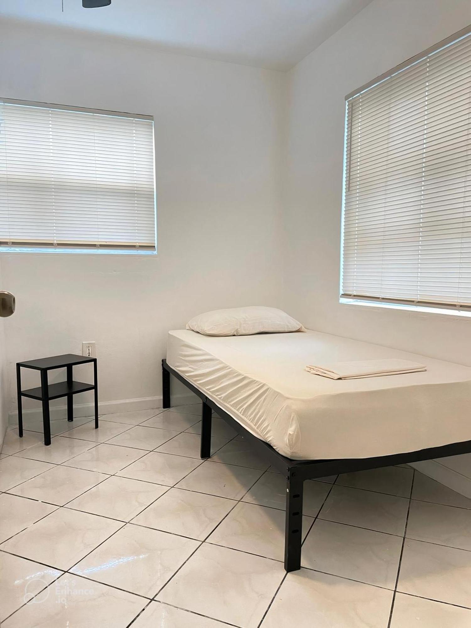 Ludge By Miami Airport Hostel Ngoại thất bức ảnh